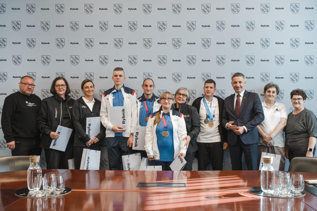 Wizyta naszych utytułowanych zawodników sportów zimowych u Prezydenta Miasta Rybnika! Wizyta naszych utytułowanych zawodników sportów zimowych u Prezydenta Miasta Rybnika!