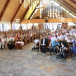 Uczestnicy mszy św. z udzieleniem sakramentu bierzmowania.
