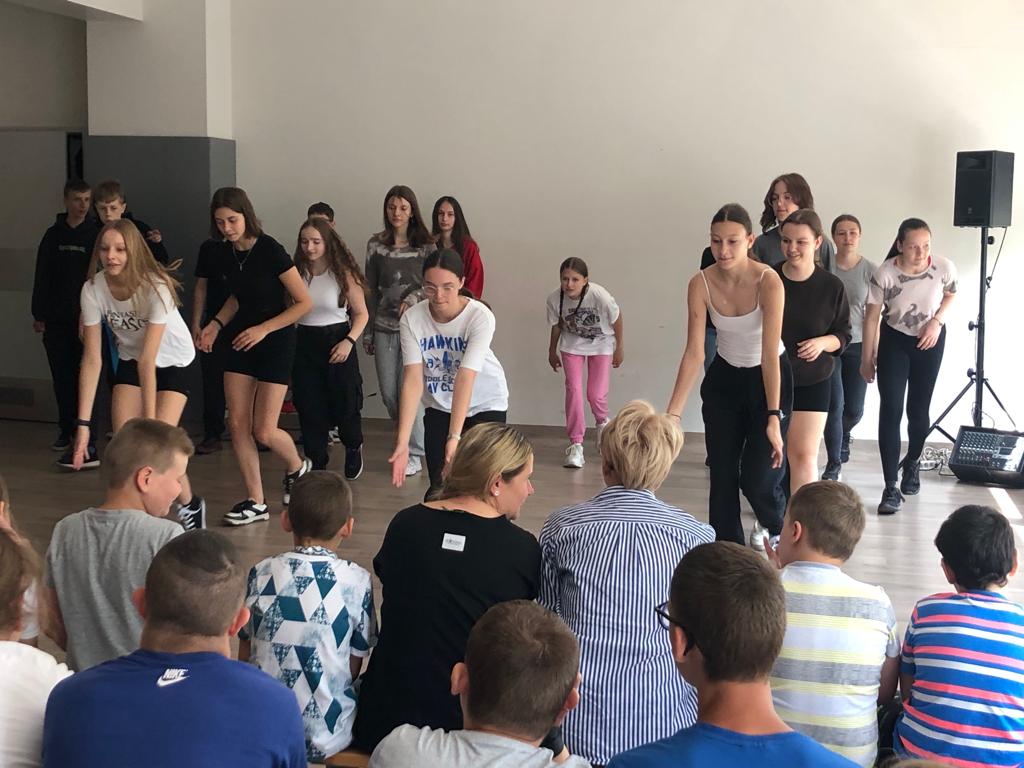 Wizyta uczniów z SP nr 15 w Rybniku i muzyczno – ruchowe zajęcia integracyjne